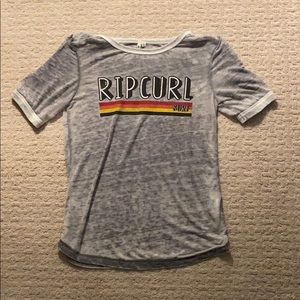 Gray rip curl shirt sleeve t-shirt